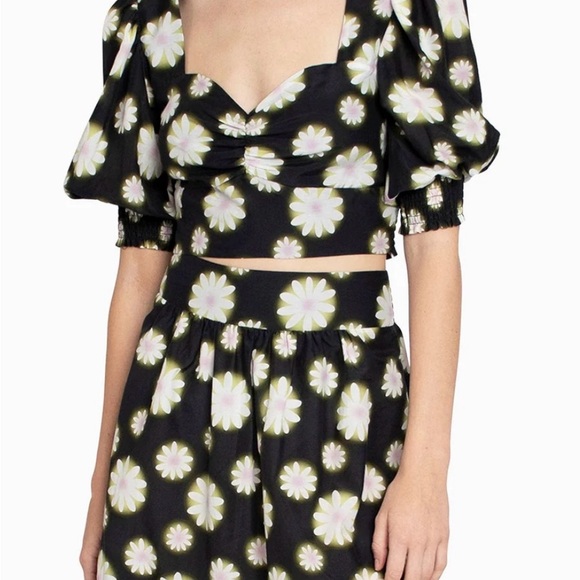 Nicole Miller Tops - Nicole Miller NWT Hazy Daisy Cotton Sweetheart Crop Top Puff Sleeve Women’s Sz P